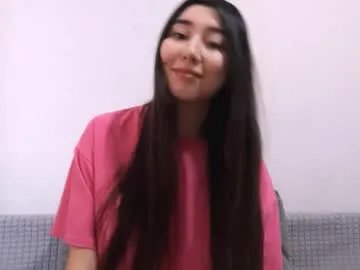 Freechat leonieschmith on Chaturbate