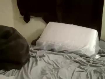 Freechat lily_slut420071 on Chaturbate