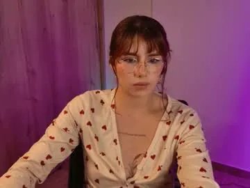 lilyrouse_ on Chaturbate 