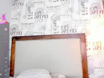 Freechat linzi_lennox on Chaturbate