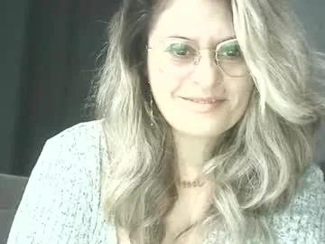 lionessmom — love sense activated! full control 5 min 200 tok