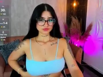 Freechat luanabonasx on Chaturbate