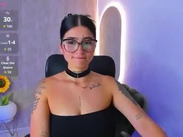 Freechat luanabonasx on Chaturbate