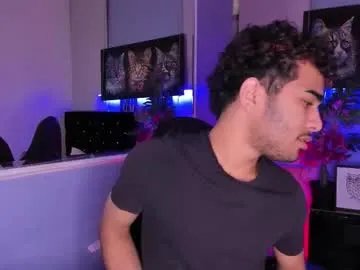 Freechat lucascarterr on Chaturbate