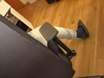 Freechat luckybong on Chaturbate