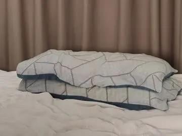 Freechat lucynuty on Chaturbate