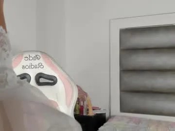 Freechat lulu_js_ on Chaturbate
