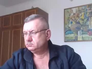 Freechat machomale3 on Chaturbate