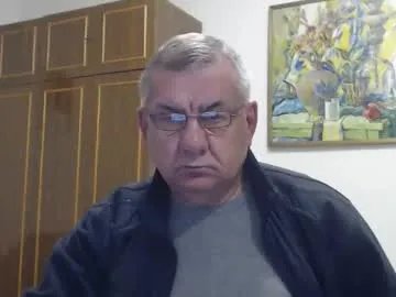 Freechat machomale3 on Chaturbate