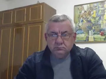 Freechat machomale3 on Chaturbate