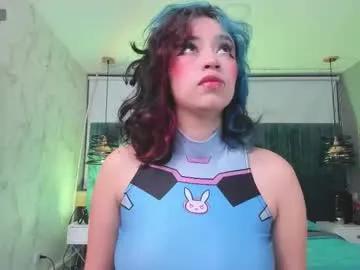 magic_sofii — squeeze breasts very close  [16 tokens left] #hairyarmpits #bbc #piercings #squirt #ahegao