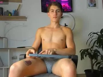 Freechat manucute_23_ on Chaturbate