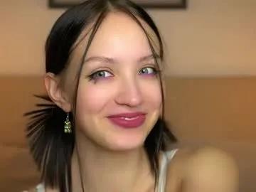 mariannsullivant — Hello my love, welcome to my hot room! Goal: rub ice over lips and body<3 #teen #18 #new #shy #natural [23 tokens remaining]