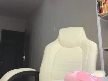 Freechat marietta__castro on Chaturbate