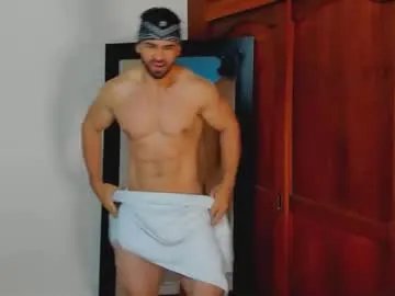 Freechat mathews_smith on Chaturbate