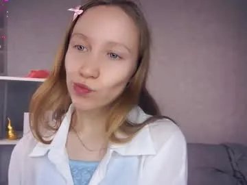 Private mckenziedyen on Chaturbate