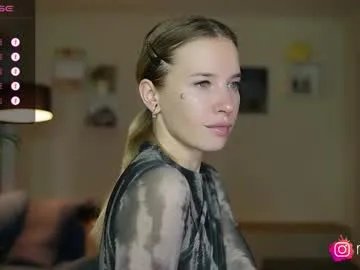 Freechat mel_collins on Chaturbate