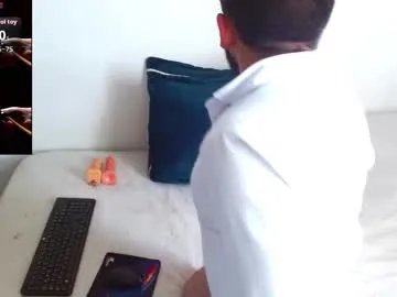 Freechat mercurymuscle on Chaturbate