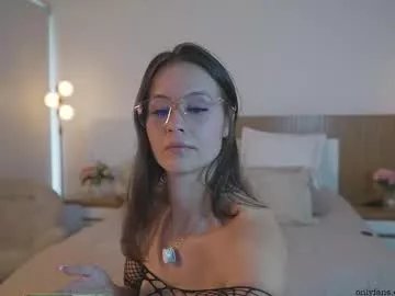 Freechat mia_greyy on Chaturbate