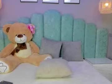 Freechat mia_slutty_ on Chaturbate