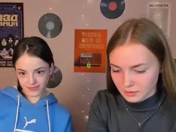 Freechat mia_starrr_ on Chaturbate