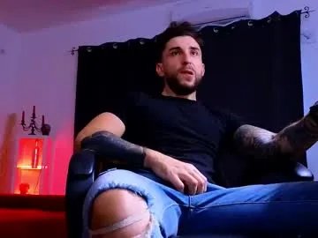 Freechat mightyaaron on Chaturbate