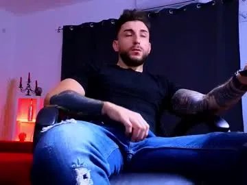 Freechat mightyaaron on Chaturbate