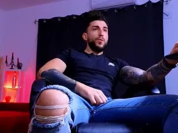 Freechat mightyaaron on Chaturbate