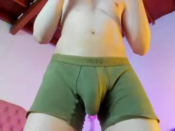 Freechat mike_256 on Chaturbate