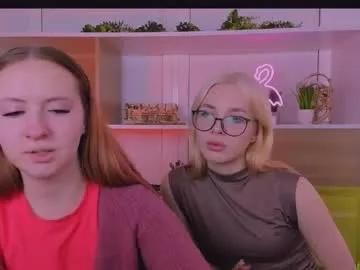 mila_glow — GOAL: flash ass [88 tokens remaining] Welcome to my room! #feet #nonude #sexy  #lovense #smokers
