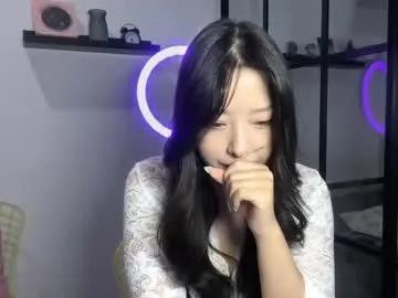 Freechat mirafloat on Chaturbate