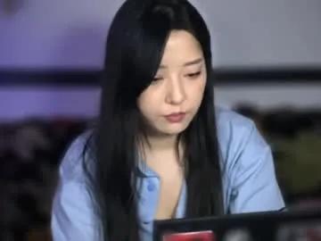 Freechat mirafloat on Chaturbate