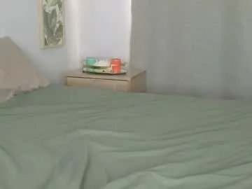 Freechat mishymoon on Chaturbate