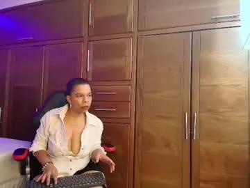 missbrenda_ — Hi guys, welcome today I'm feeling really naughty and want to make a delicious squirt and possibly fuck my ass. #milf #lovense #mature #latina #sexy [999 tokens remaining]