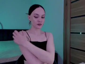 Away mistress_mialibra on Chaturbate