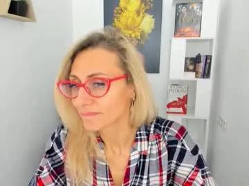 museofstage — My pleasure to spend this sunday with you! Make it happier with me! #milf #hot #pvt #mistress