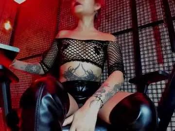 nailahard on Chaturbate