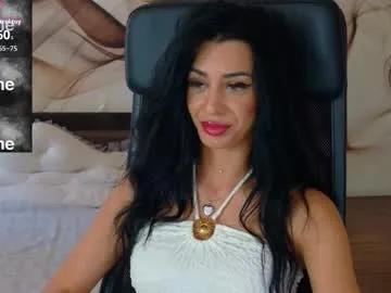 naomiscarlett — Pole Striptease [2187 tokens remaining] #new #mistress #smoke #brunette #dance
