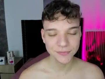 Freechat naughty_twink_ on Chaturbate