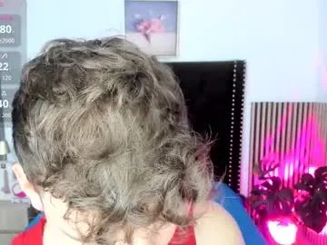 Freechat naughty_twink_ on Chaturbate