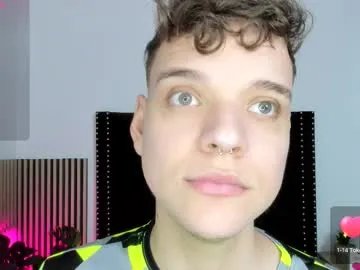 Freechat naughty_twink_ on Chaturbate