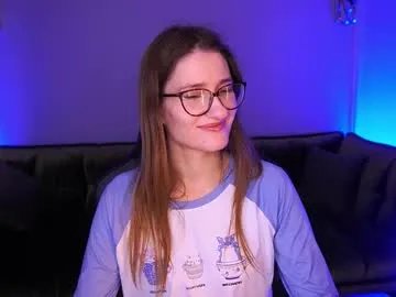 Freechat naughtynursevibe on Chaturbate