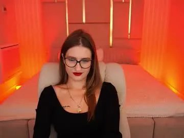 Freechat naughtynursevibe on Chaturbate