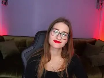 Freechat naughtynursevibe on Chaturbate