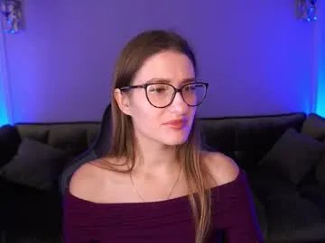 Freechat naughtynursevibe on Chaturbate