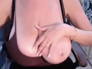 nicky_38hhugetits — #squirt at goal #bigboobs #hairy #lets make pussy rain #milf #bigass #mature #favorit number 15 #drive my pussy crazy and tits bounce with lush favorite pat 15 69 100 111 [966 tokens remaining]