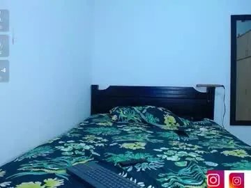 Freechat oliver_and_megan on Chaturbate