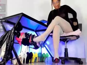 Freechat orianaflores on Chaturbate