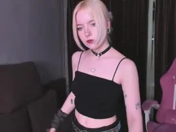 piginnya on Chaturbate