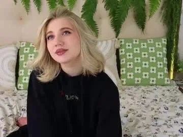 Freechat pinkadele on Chaturbate